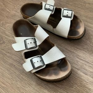 Birkenstock Arizona Size 6 US/36 EU